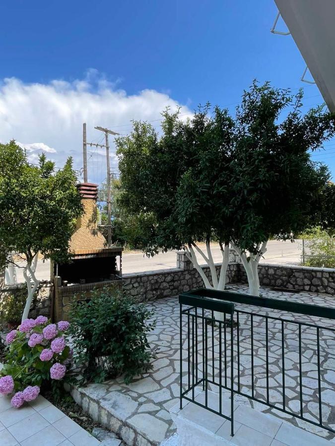 Sunshine Apartments And Rooms Nikiana Bagian luar foto